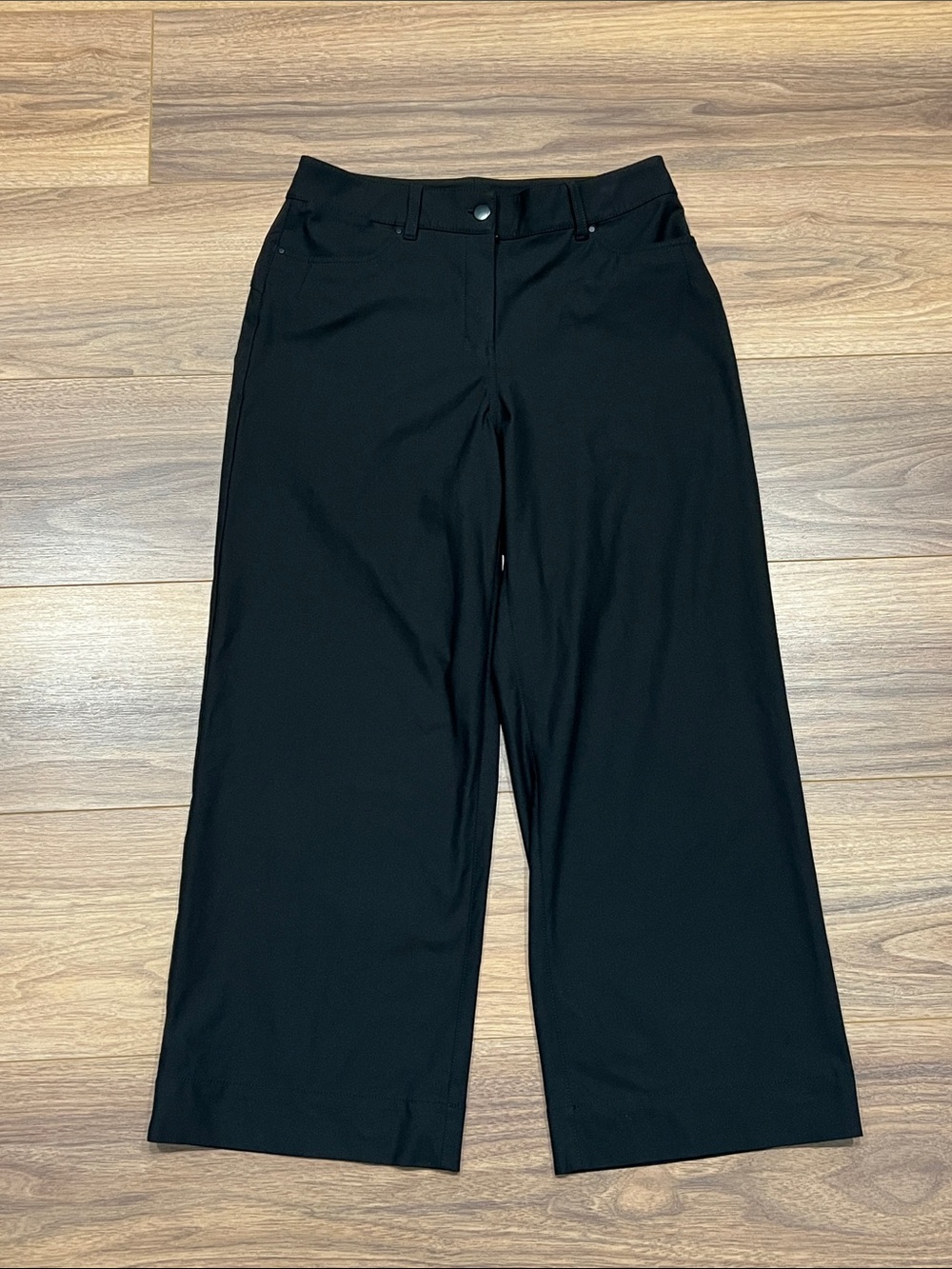 Lululemon City Sleek 5 Pocket Wide-Leg High Rise 7/8 Length Pant in Black - 28